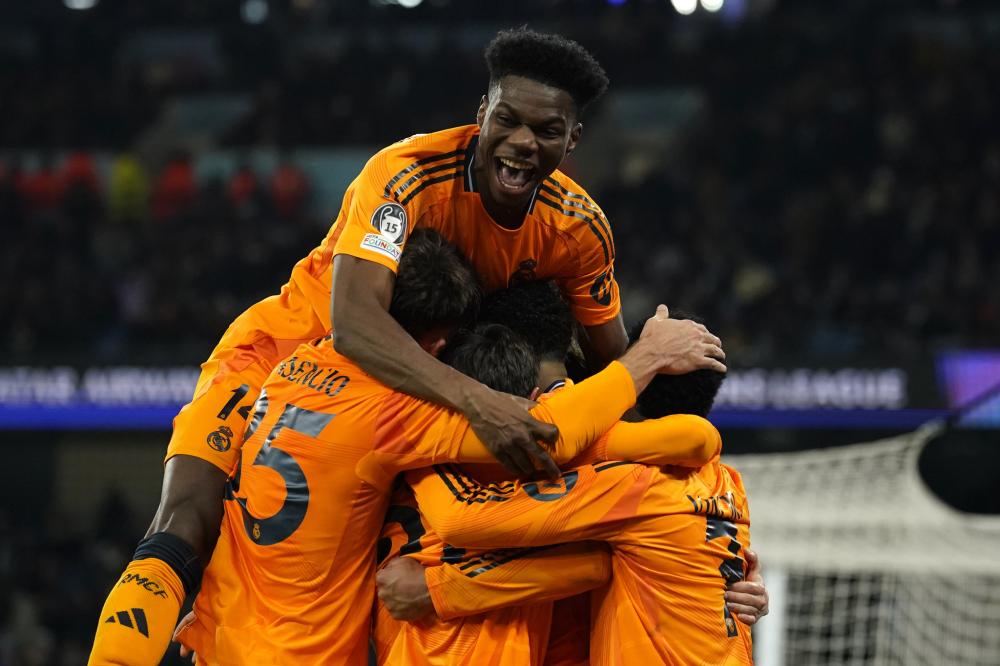 [乒乓球]王曼昱击败郑怡静 晋级四强.